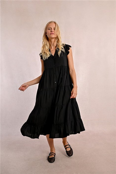 Molly Braken Vestido negro con volantes