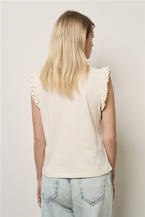 BSB Camiseta estampada de mangas crochet