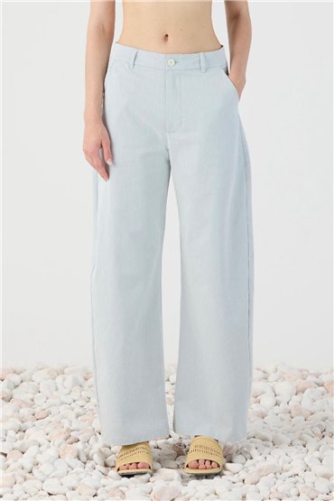 Eleh Pantalón celeste de pernera ancha