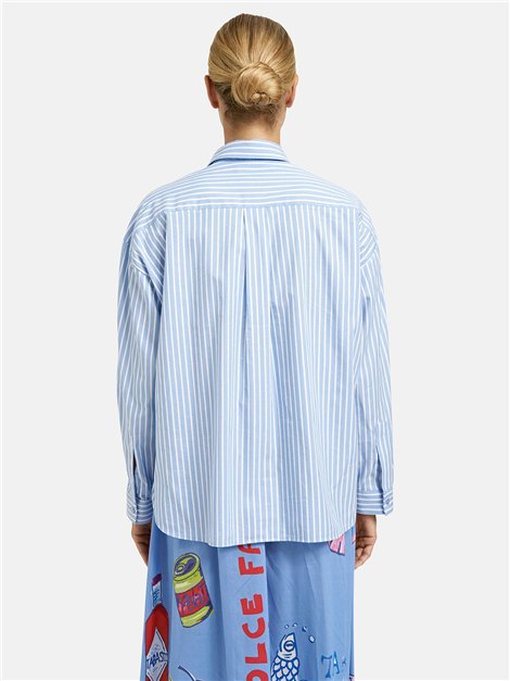 Milano Italy Camisa oversize azul con rayas y estampado frontal