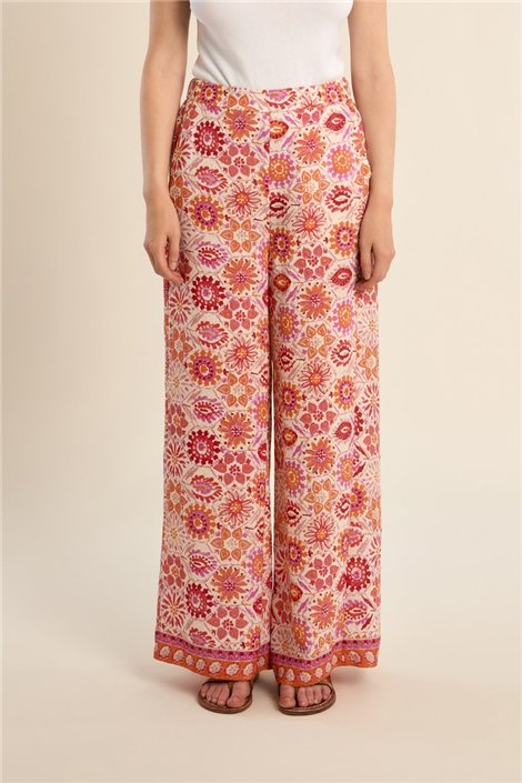 Molly Braken Pantalón con estampado naranja y pernera ancha