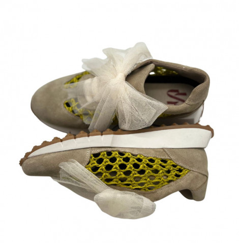 Vosso Moda Sneakers afelpada visón cordón de malla