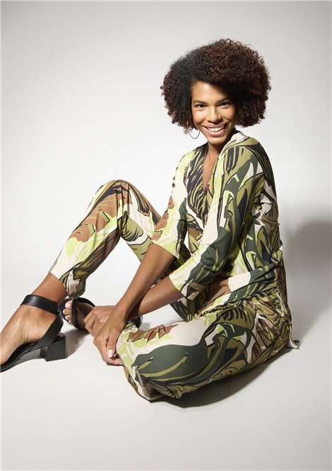 Malena Pantalón fluido de estampado hojas verde oliva