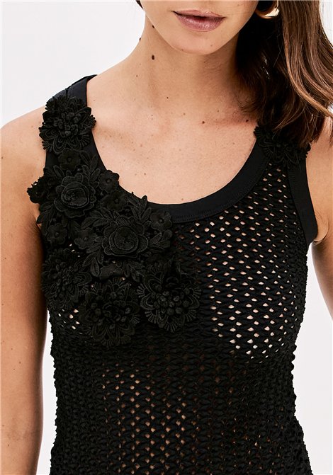 Perfume Blusa de tirantes crochet con bordado flor