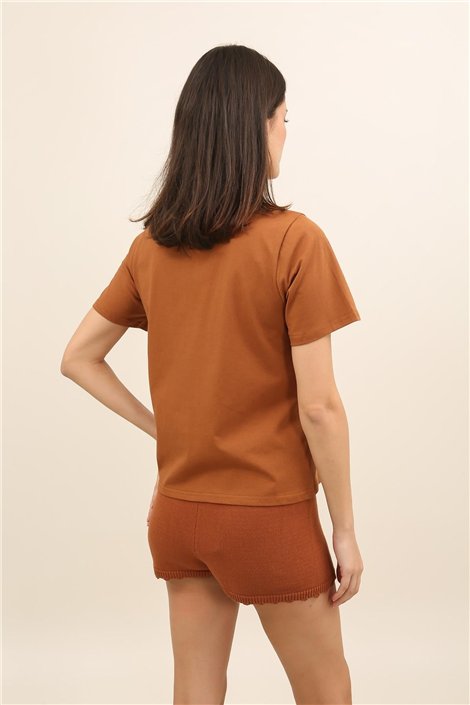 DPH Camiseta marrón de manga corta con flor bordada