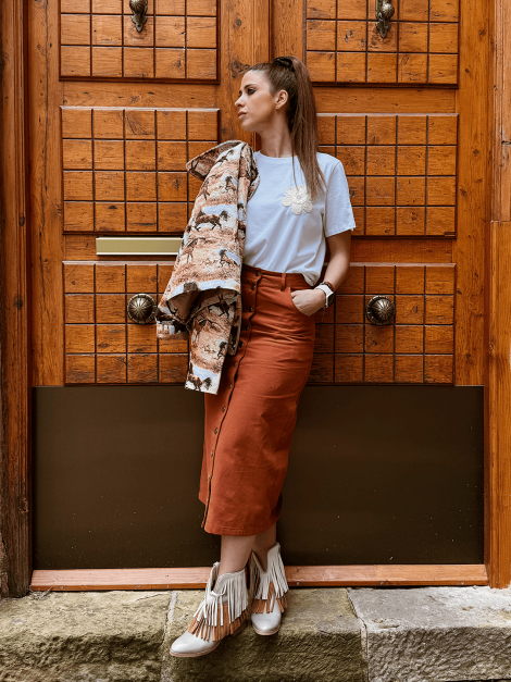 DPH Falda midi con botones plateados