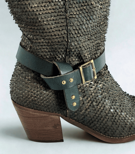 Felmini Bota cowboy detalle escamas serpiente