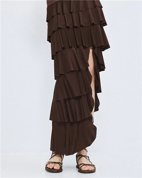 Acces Vestido largo con volantes color chocolate