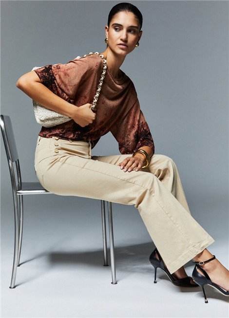 Liu Jo Pantalón beige acampanado con botones logotipo