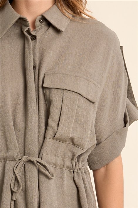 Molly Braken Camisa color kaki con lazada