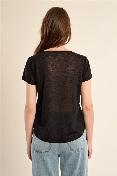 Molly Braken Camiseta negra de cuello lurex