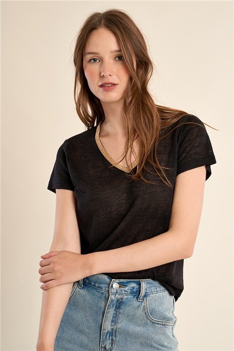 Molly Braken Camiseta negra de cuello lurex