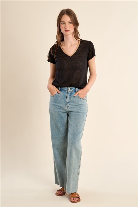 Molly Braken Camiseta negra de cuello lurex