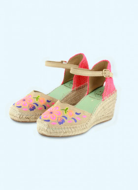 Star Love Cuña beige con bordado fluor