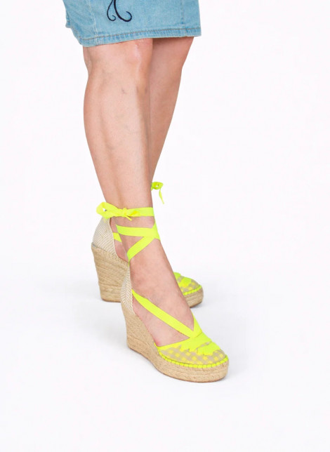 Star Love Cuña de tejido vichy amarillo con lazada