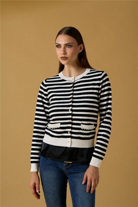 Nosecrets Cárdigan de rayas con botones perla
