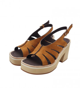 Bruno Premi Sandalia de ante con aberturas