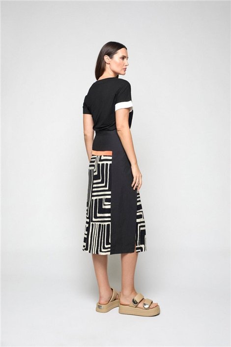 Mercedes De Miguel Falda Mitxoleta negra estampada