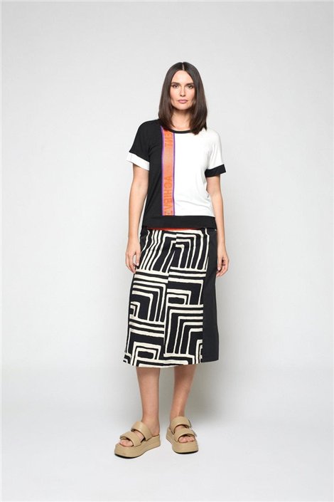 Mercedes De Miguel Falda Mitxoleta negra estampada