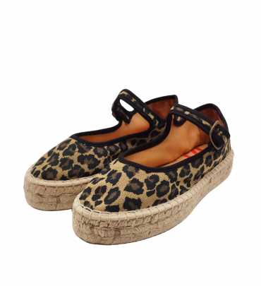 Vosso Moda Cuña baja animal print mostaza