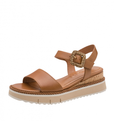 Tamaris Sandalia de piel camel con detalle trenzado