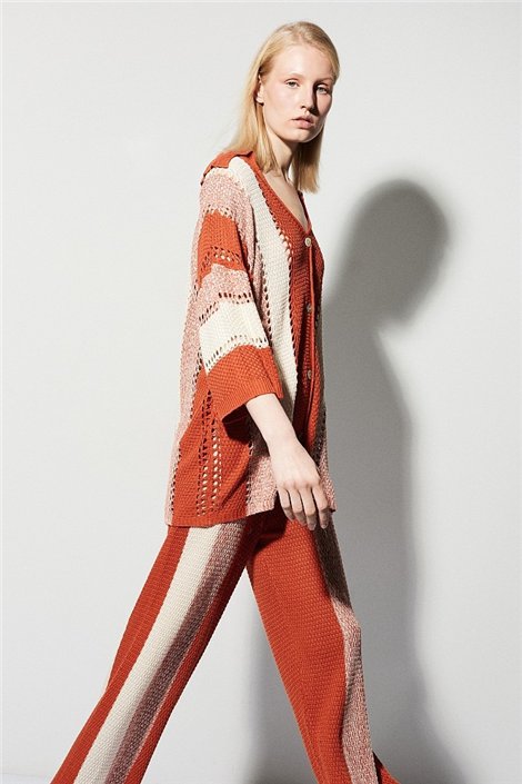 BSB Conjunto tejido de punto en tonos naranja