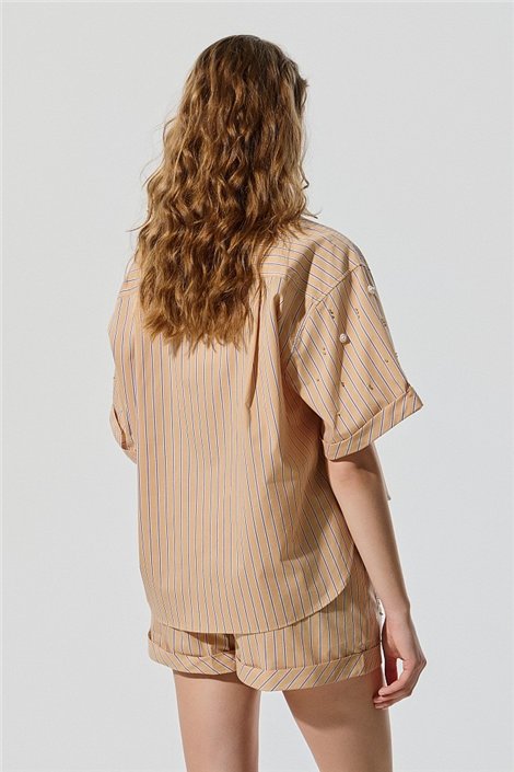 BSB Camisa de rayas con pedrería y perlas