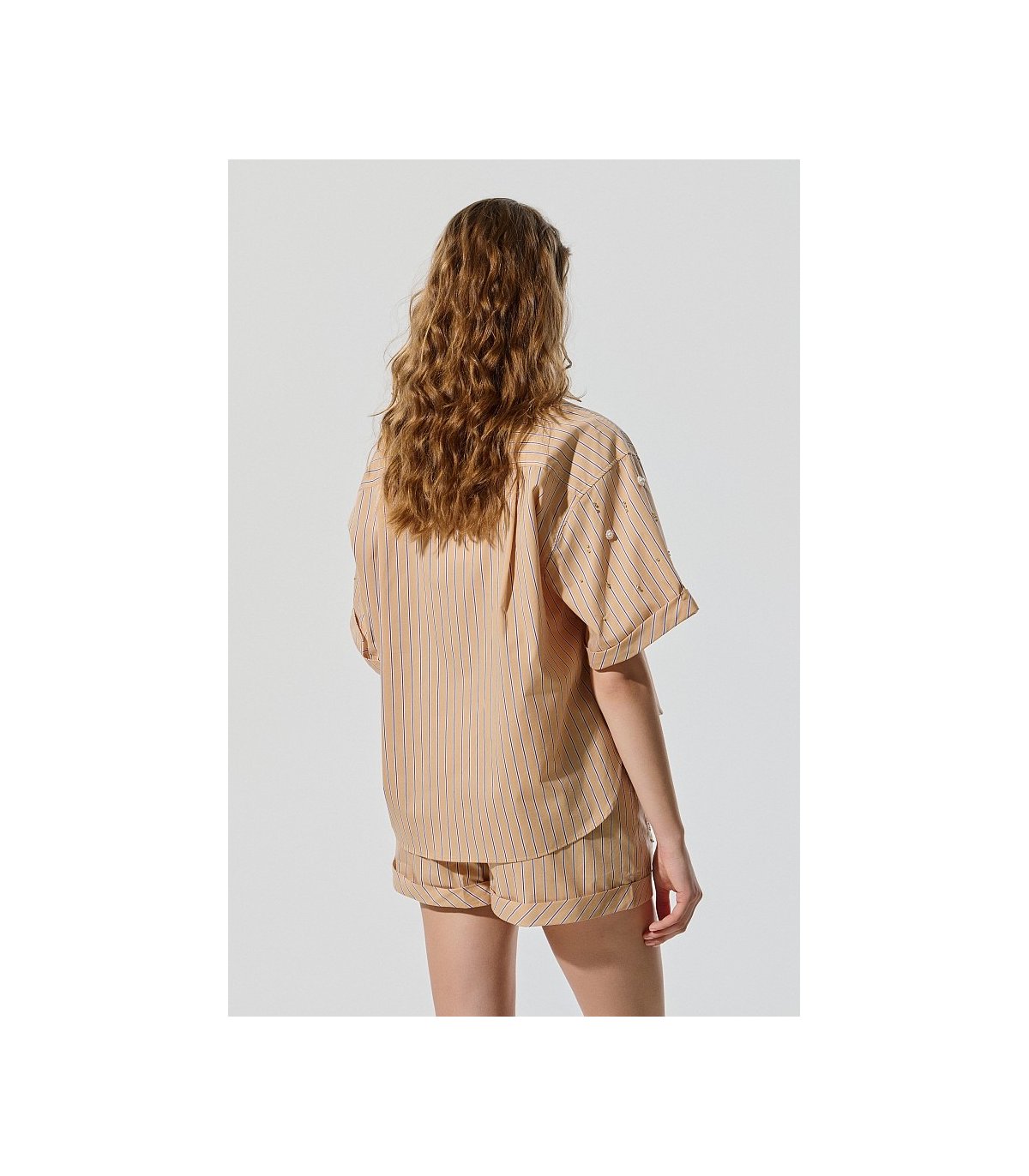 BSB Camisa de rayas con pedrería y perlas