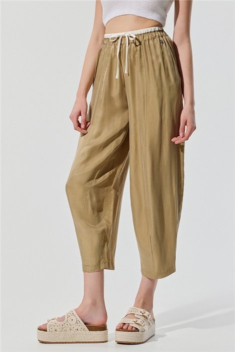 BSB Pantalon kaki de tejido técnico