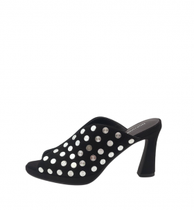 Noa Harmon Sandalia elegante de serraje negro con tachuelas