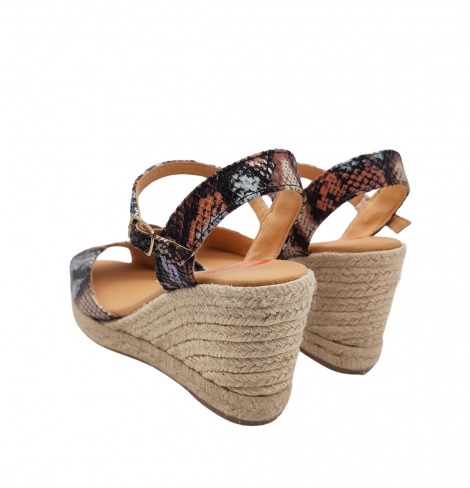 Vosso Moda Cuña abierta de piel con estampado marrón