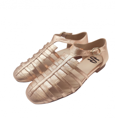 Vosso Moda Sandalias cangrejeras de piel dorada