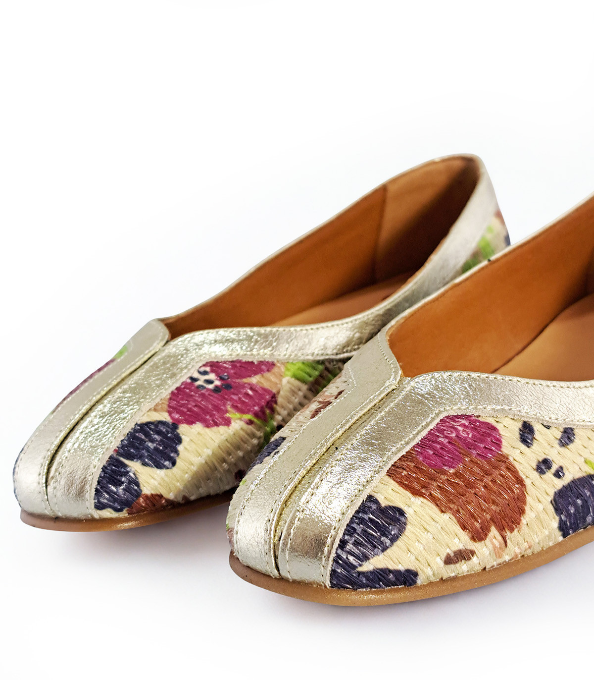 Vosso Moda Manoletina de rafia estampada con detalle champagne