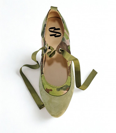 Vosso Moda Manoletina verde estampada con lazada