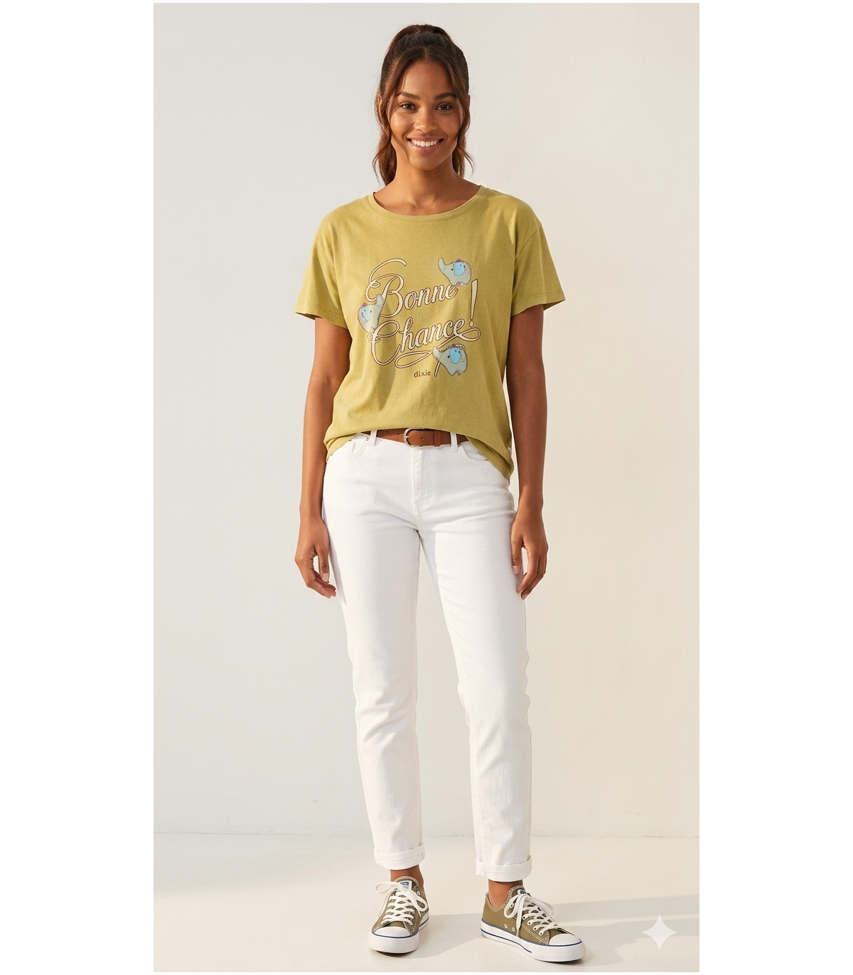 Dixie Camiseta color mostaza con estampado de elefantes