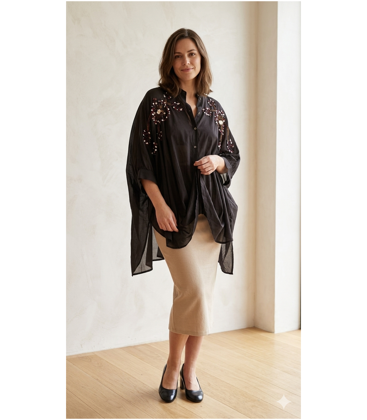 Dixie Camisa negra oversize con bordado de lentejuelas