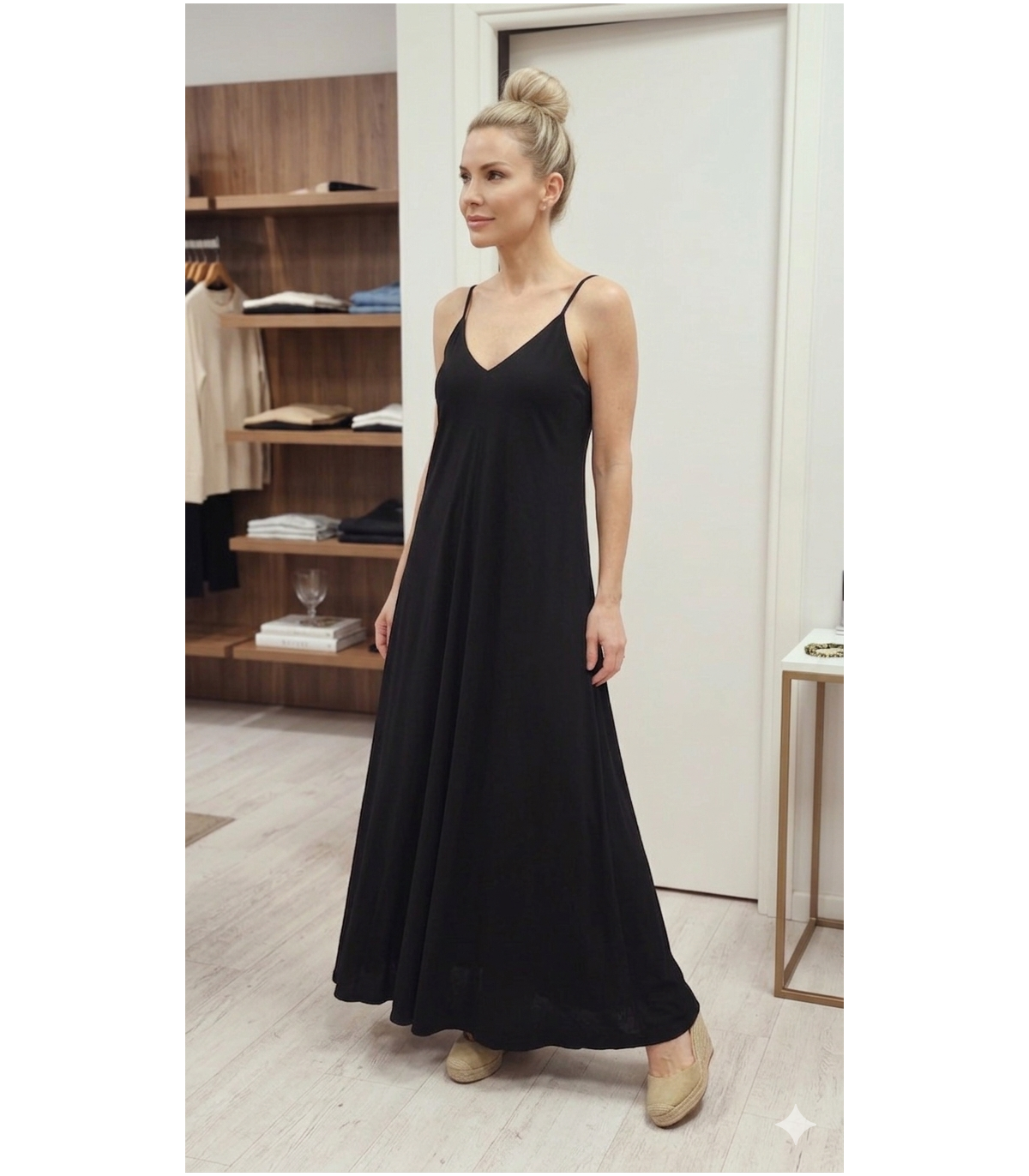 Dixie Vestido negro liso de tirantes