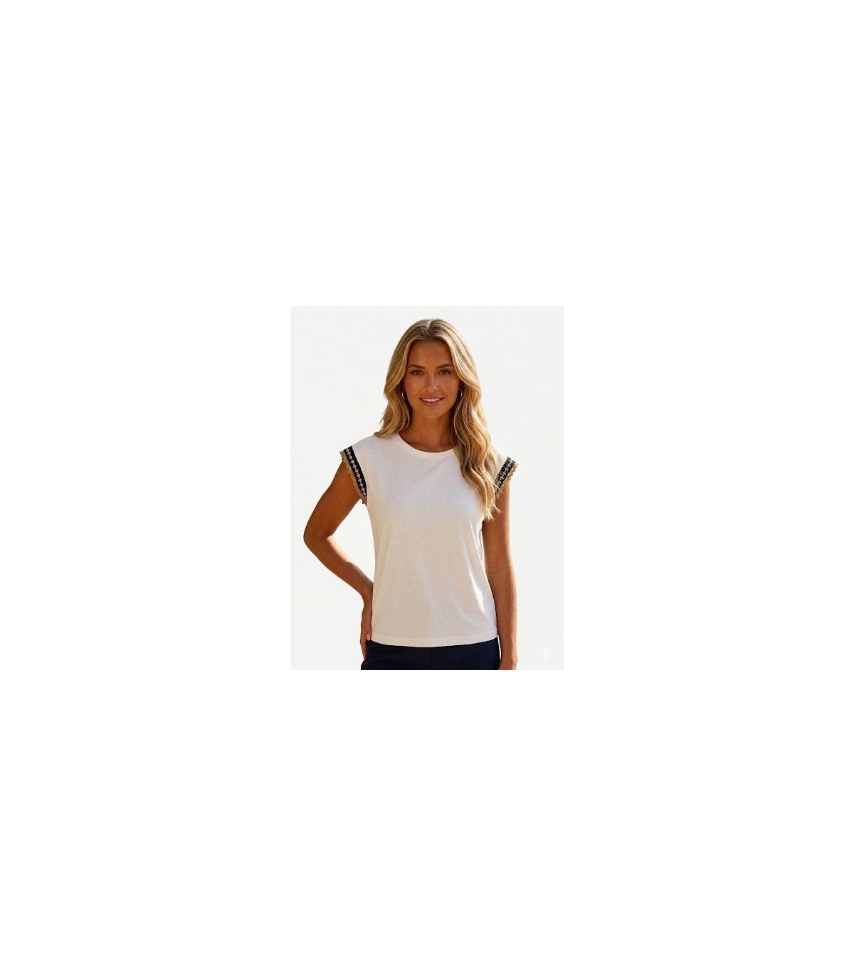Gerry Camiseta blanca Rita con detalle de mangas lurex