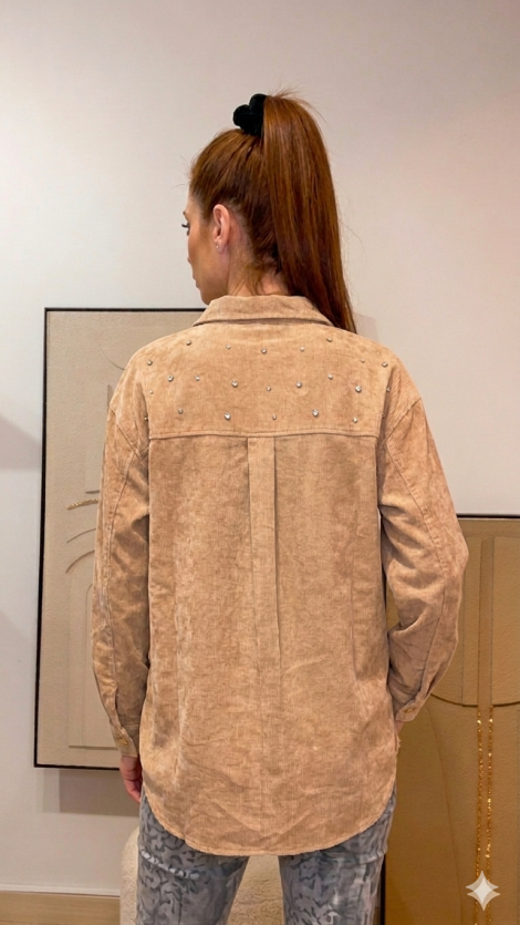 GYS Sobrecamisa marrón con detalle joya