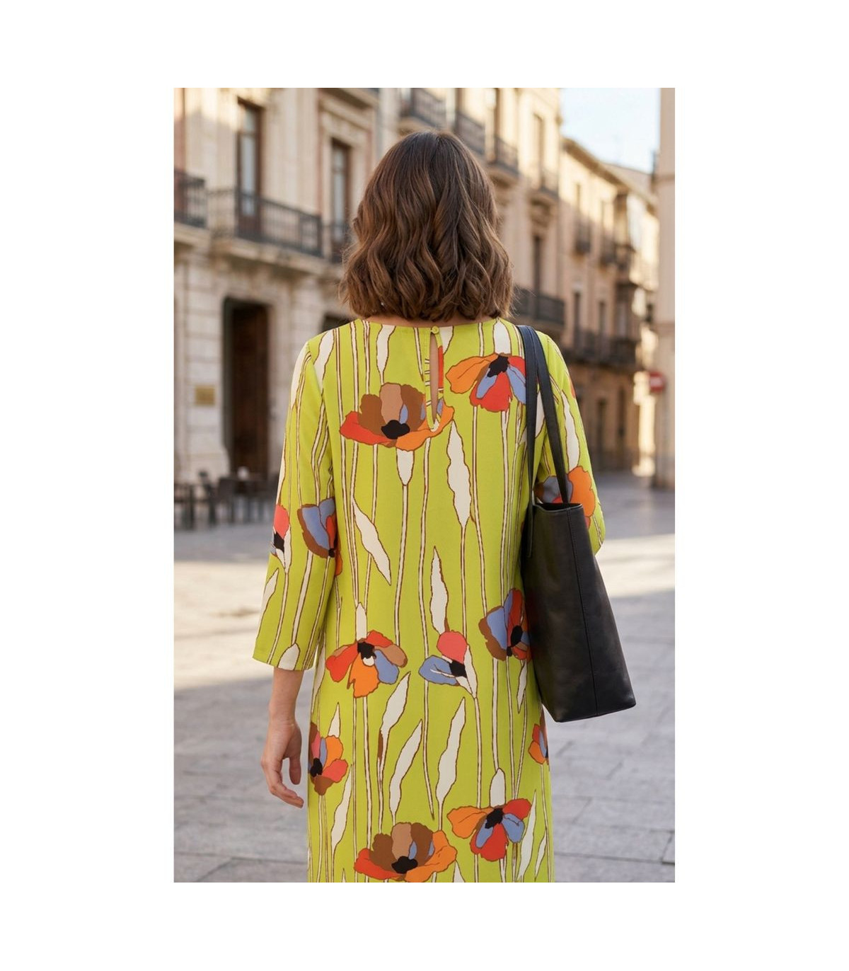 Parole Vestido Garden cuello caja pistacho estampado