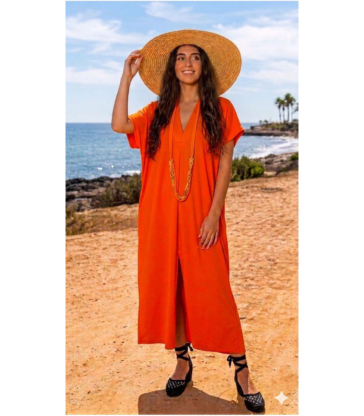 Scusi Vestido largo naranja con collar