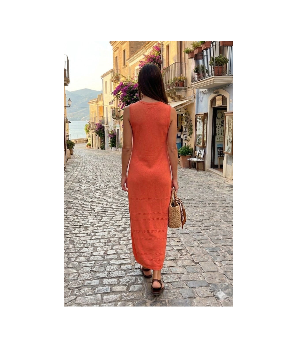WNT Vestido coral con abertura en escote
