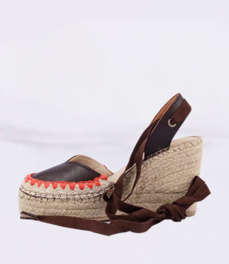 FABIOLAS Cuña Lola piel chocolate