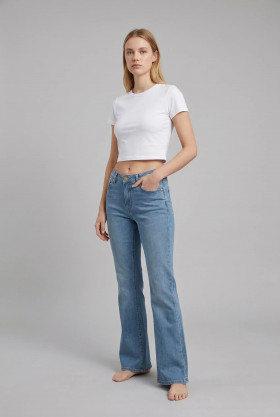 MET Vaqueros en denim azul acampanados