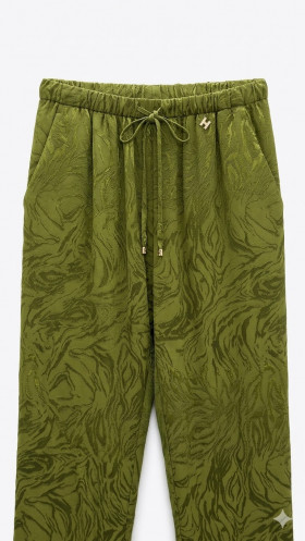 Silvian Heach Pantalón de raso esmeralda etampado