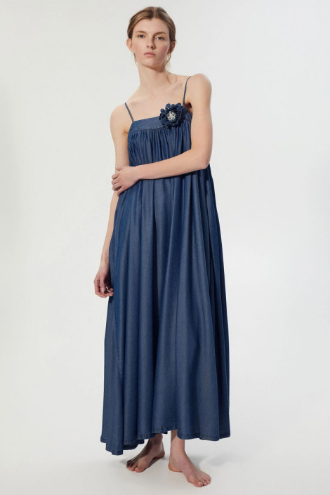 BSB Vestido de tirantes en denim capeado