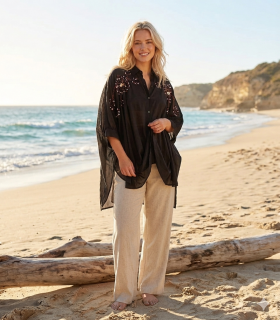 Dixie Camisa negra oversize con bordado de lentejuelas