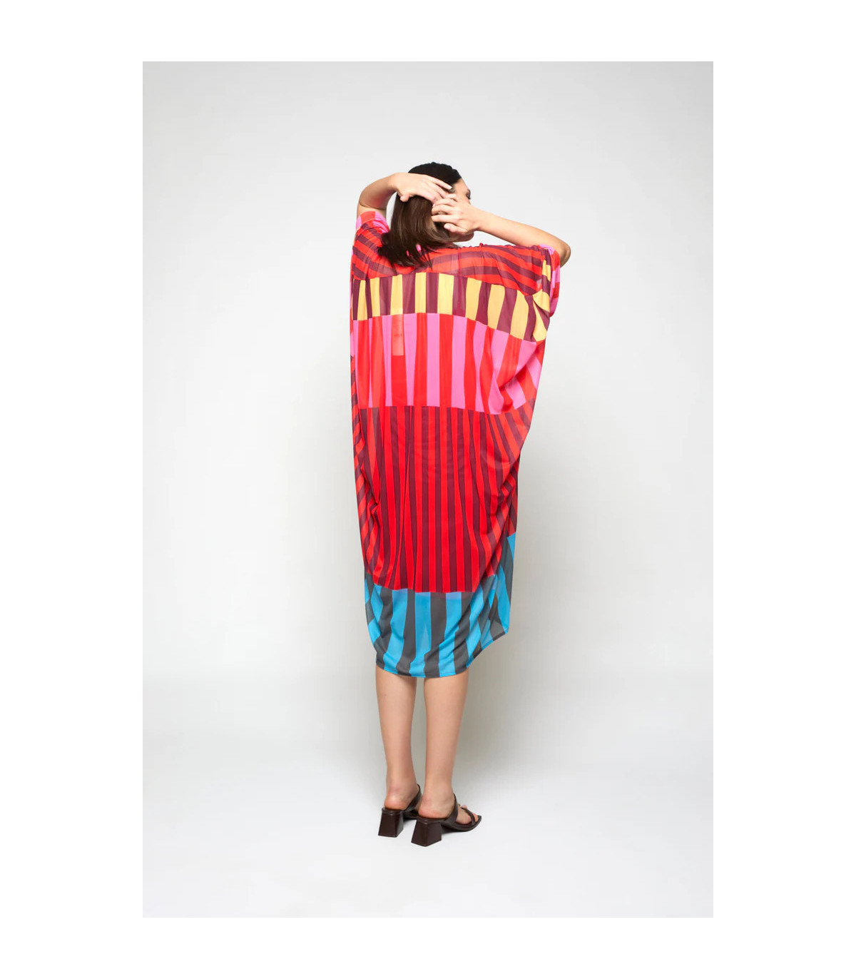 Mercedes De Miguel Vestido kimono Arrosa