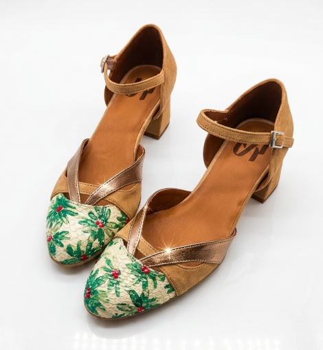 Vosso Moda Zapato de ante camel con puntera estampada