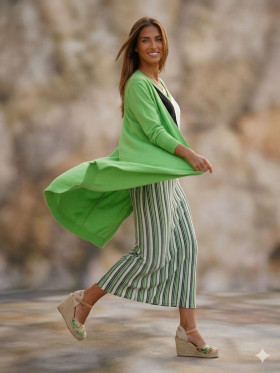 WNT Falda verde con listado lurex
